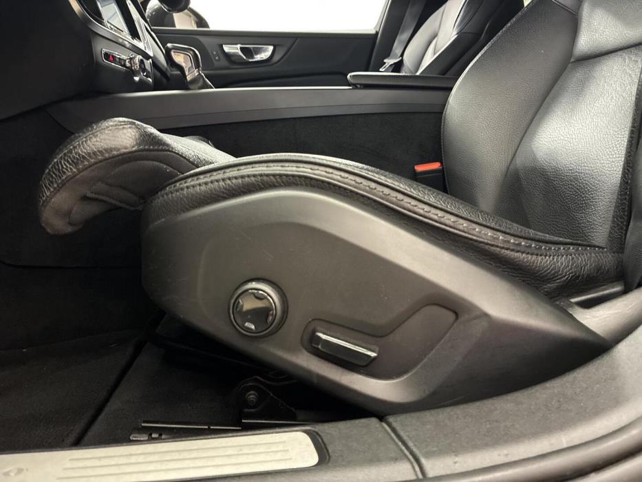 VOLVO V60 Cross Country 2020