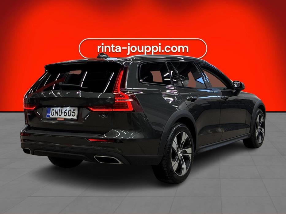 VOLVO V60 Cross Country 2020