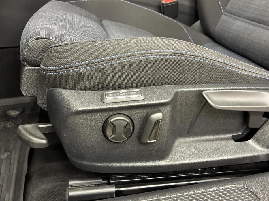 VOLKSWAGEN Passat 2021