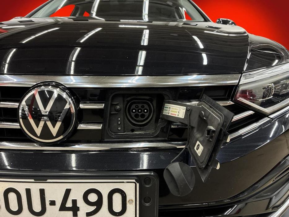 VOLKSWAGEN Passat 2021