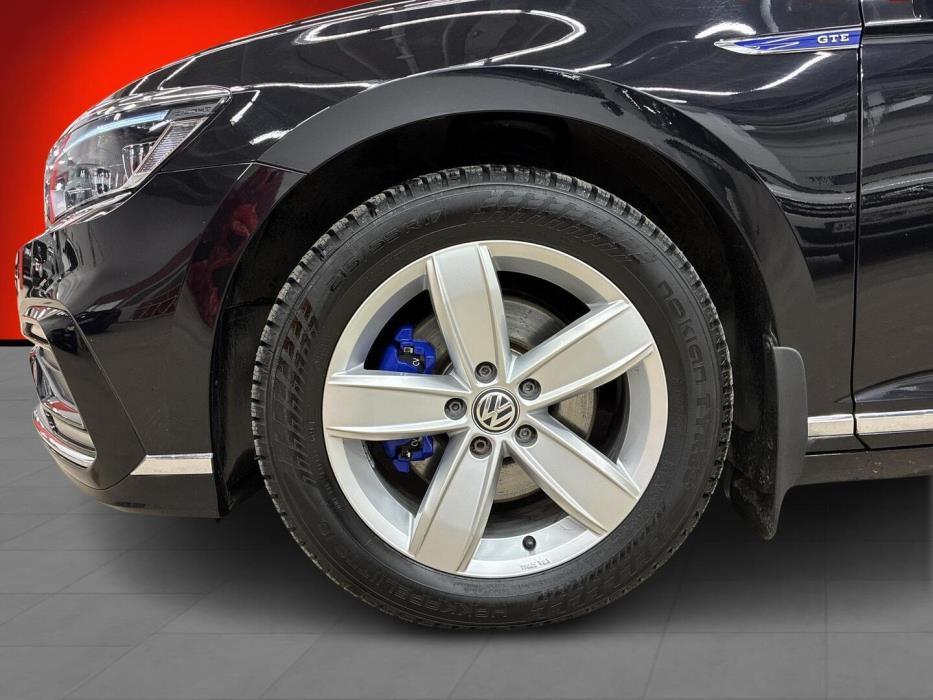 VOLKSWAGEN Passat 2021