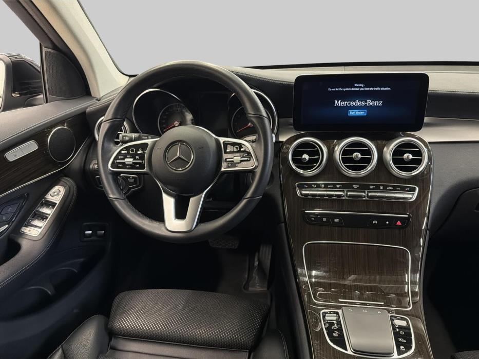 MERCEDES-BENZ GLC 2022