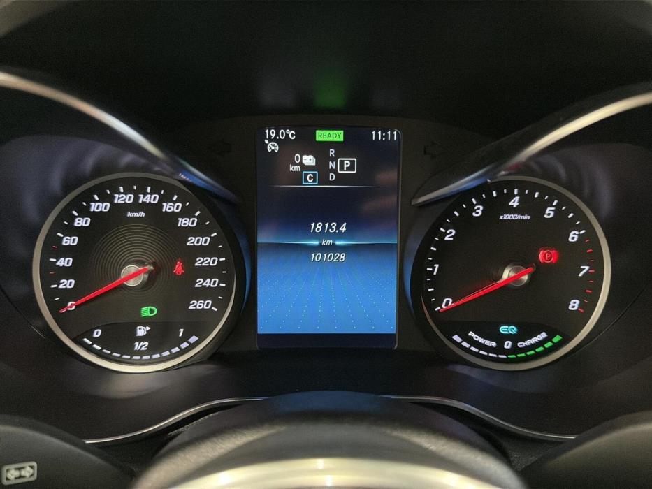 MERCEDES-BENZ GLC 2022