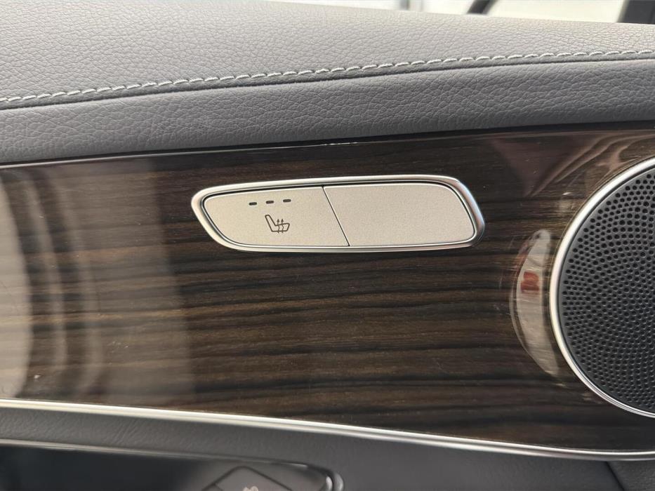 MERCEDES-BENZ GLC 2022