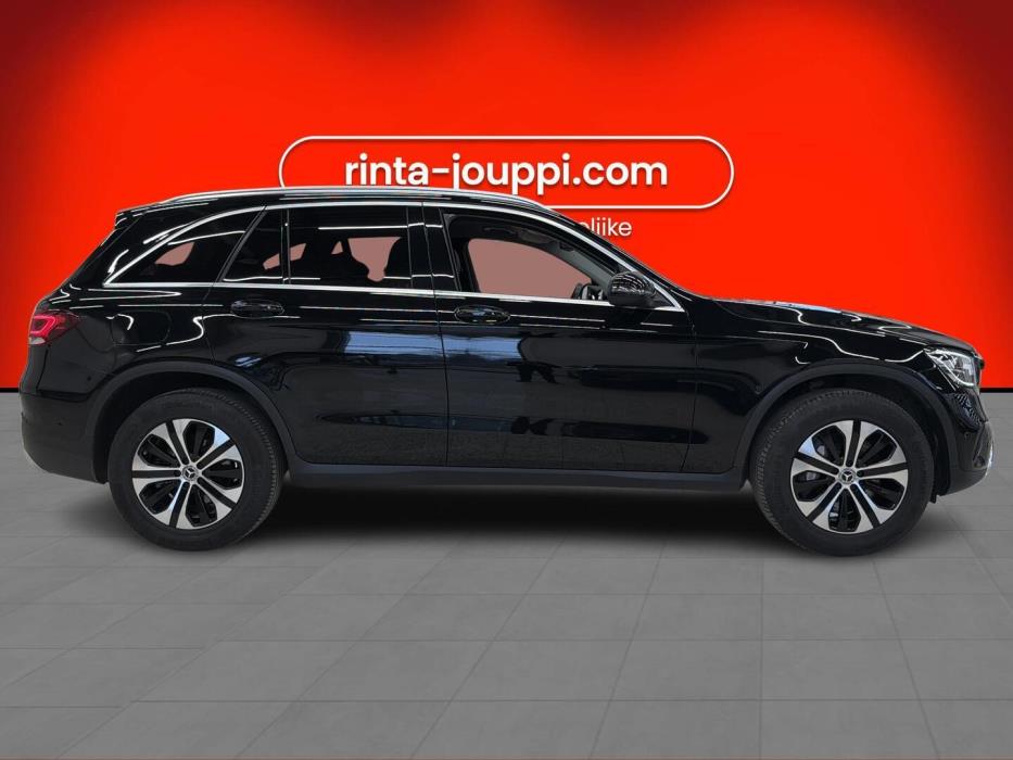 MERCEDES-BENZ GLC 2022