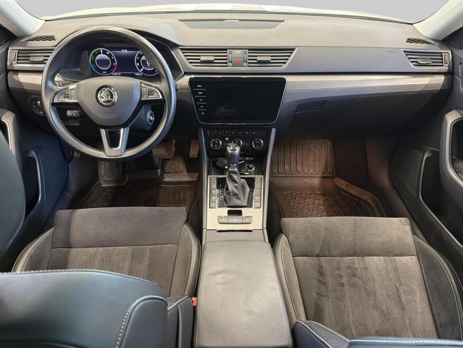 SKODA Superb 2020