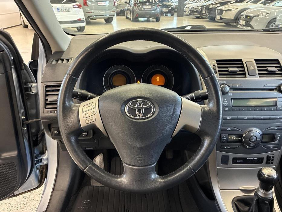 TOYOTA Corolla 2008
