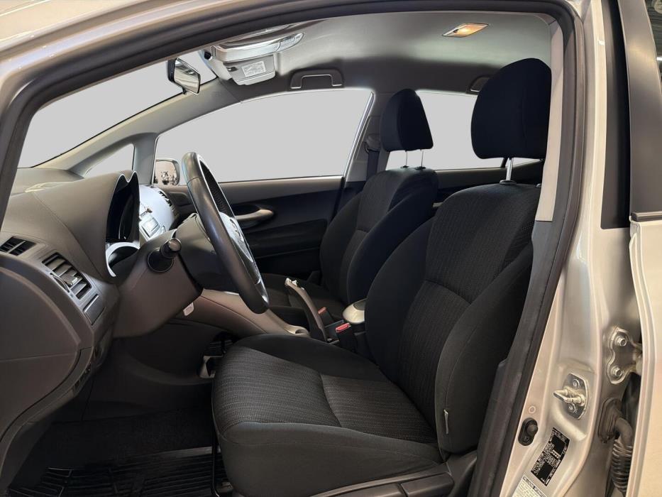 TOYOTA Auris 2007