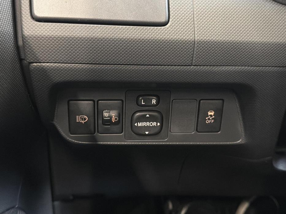TOYOTA Auris 2007