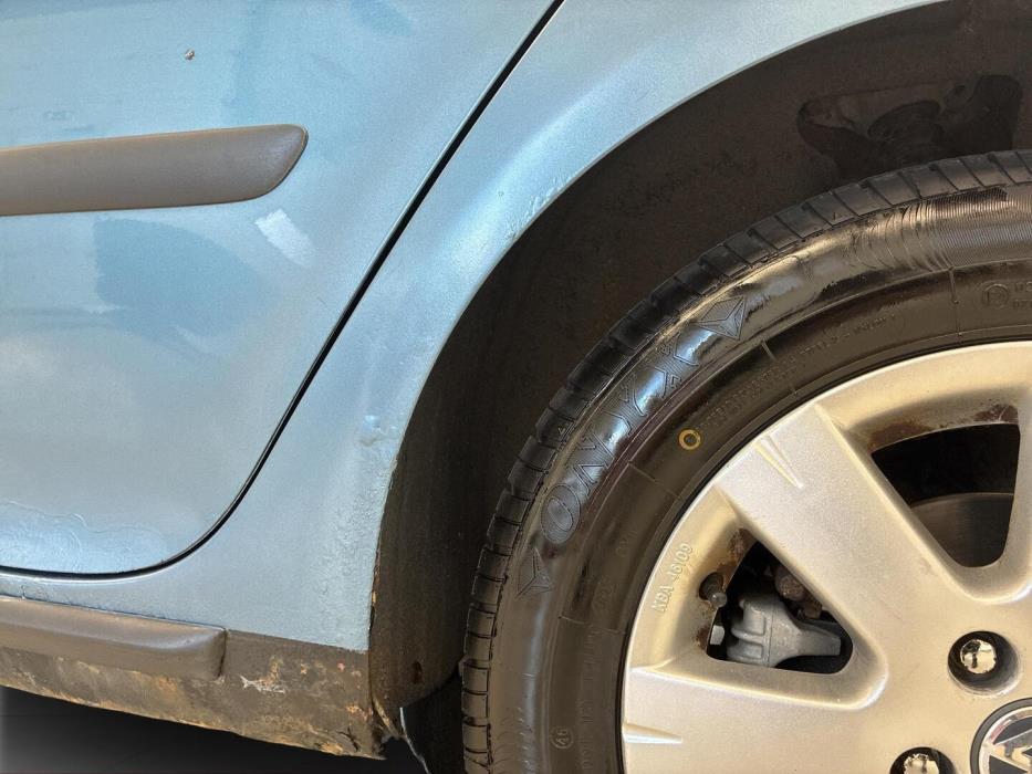 VOLKSWAGEN Golf 2006