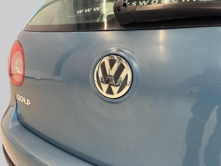 VOLKSWAGEN Golf 2006
