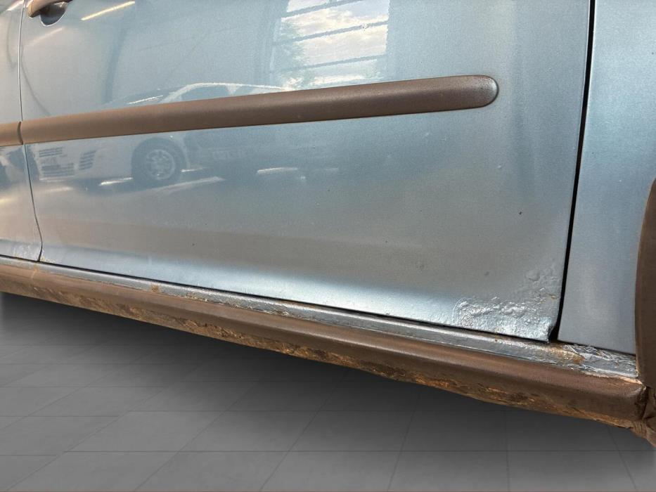 VOLKSWAGEN Golf 2006