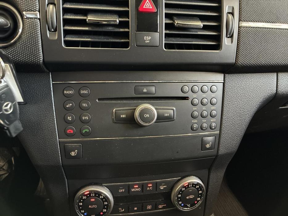 MERCEDES-BENZ GLK 2010
