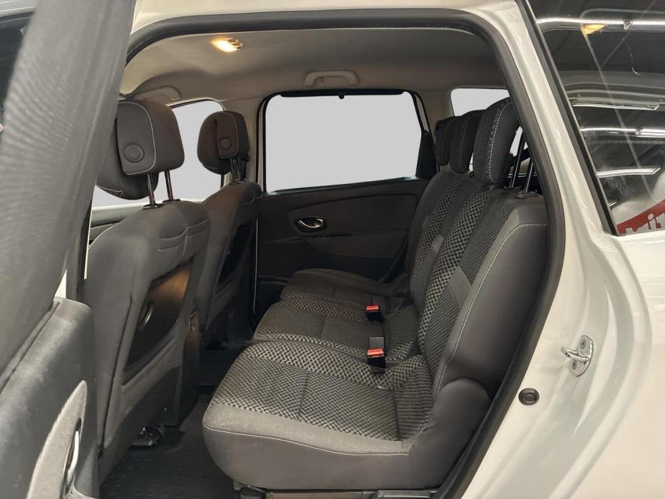 RENAULT Grand Scenic 2011