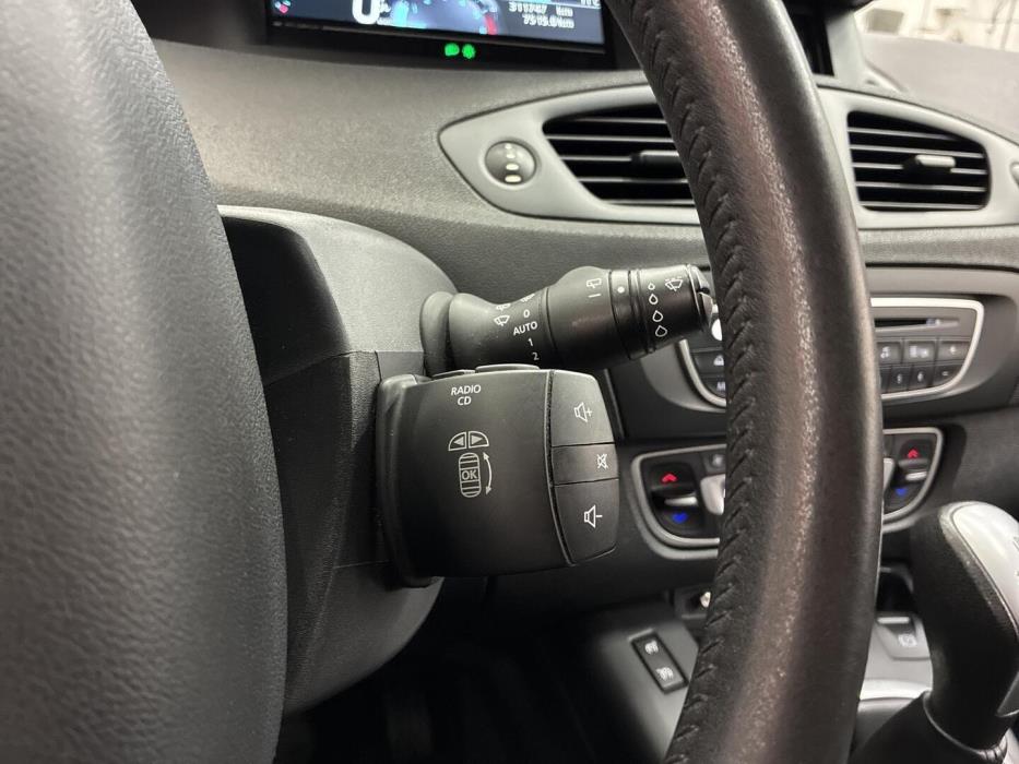 RENAULT Grand Scenic 2011