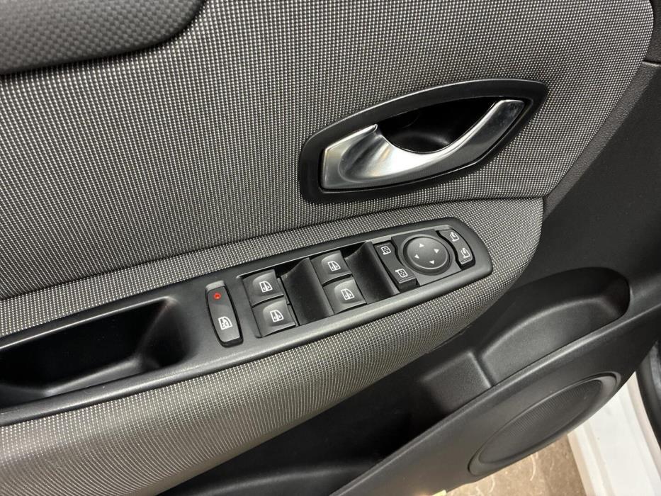 RENAULT Grand Scenic 2011