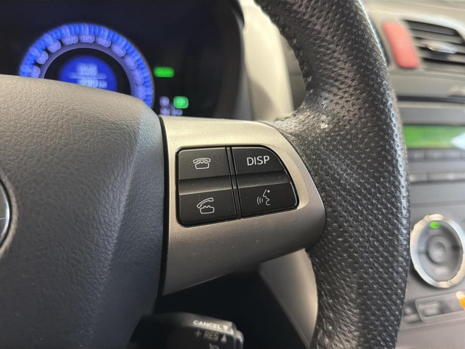 TOYOTA Auris 2012
