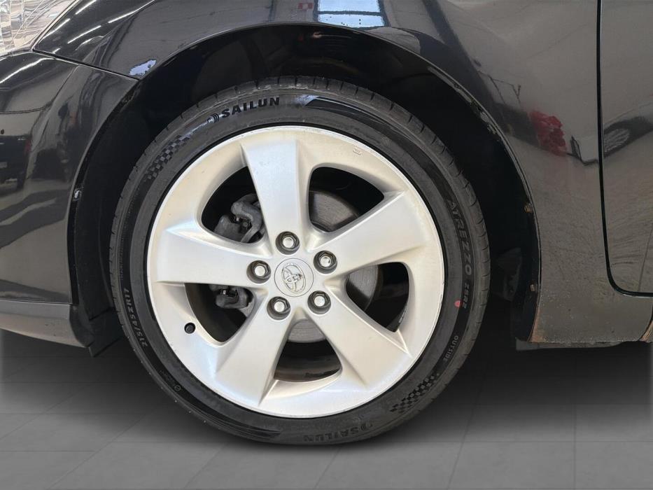 TOYOTA Auris 2012