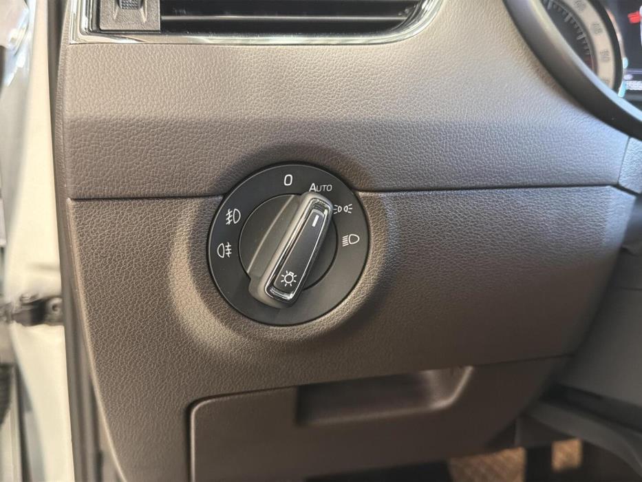 SKODA Octavia 2016