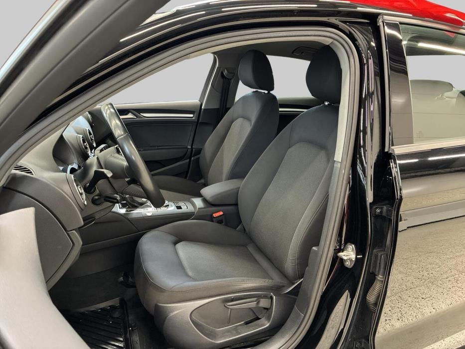 AUDI A3 2017