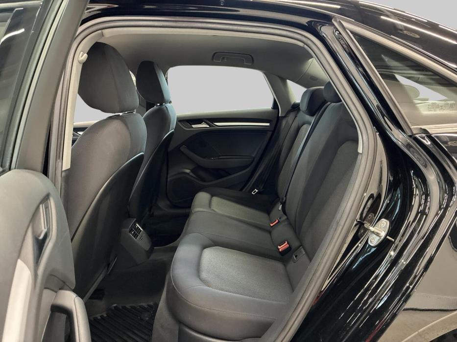 AUDI A3 2017
