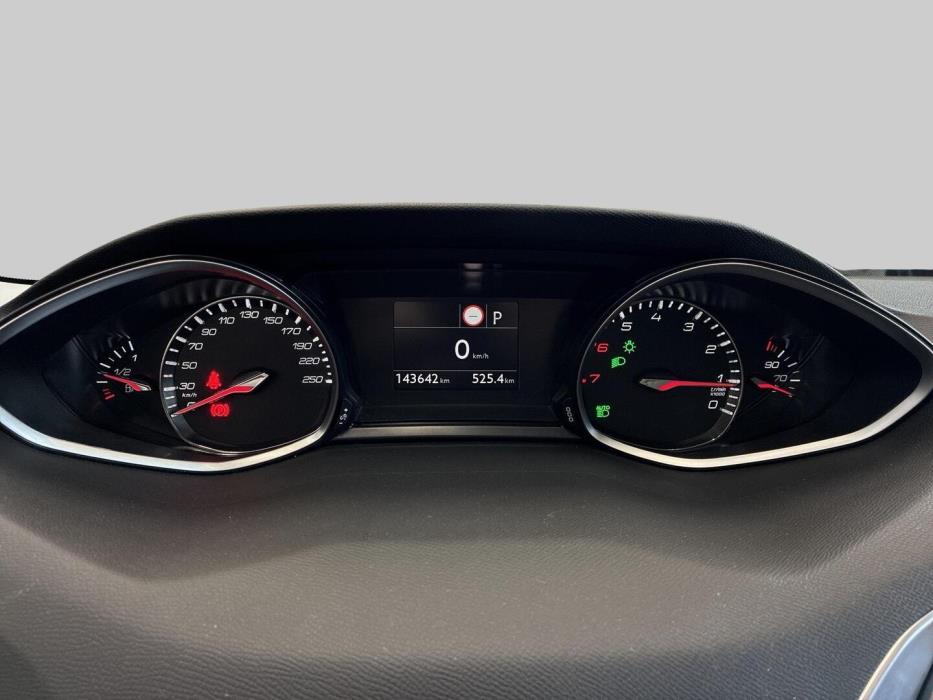 PEUGEOT 308 2020