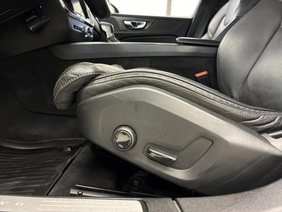 VOLVO V60 Cross Country 2019