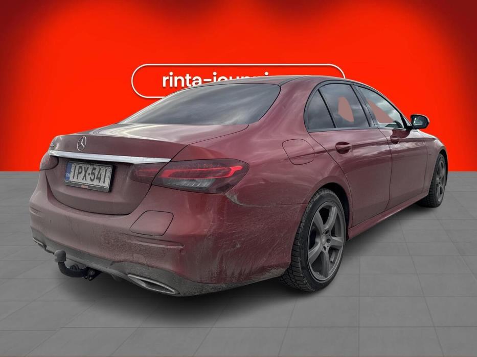 MERCEDES-BENZ E 2021