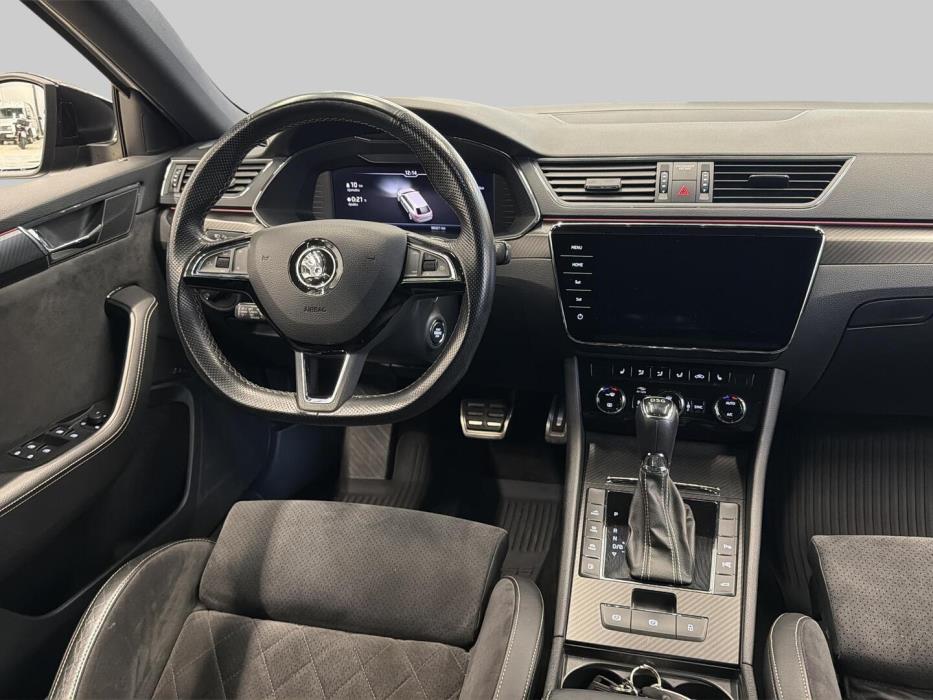 SKODA Superb 2020
