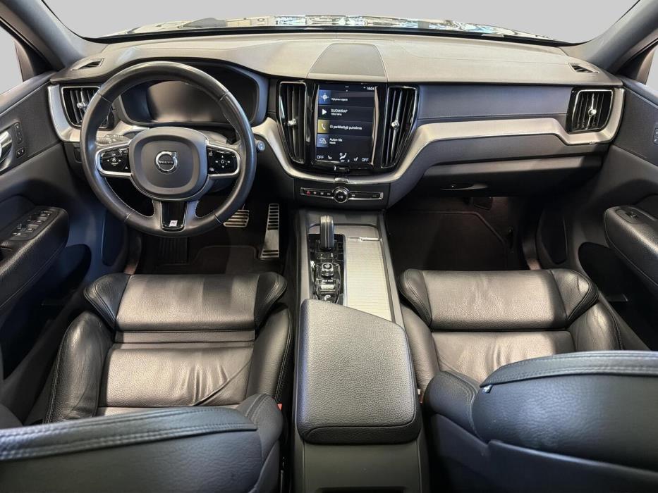 VOLVO XC60 2020