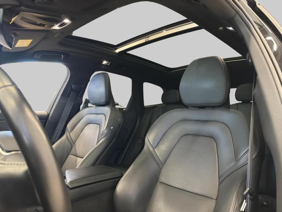 VOLVO XC60 2020
