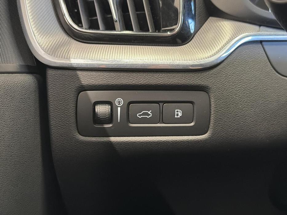 VOLVO XC60 2020