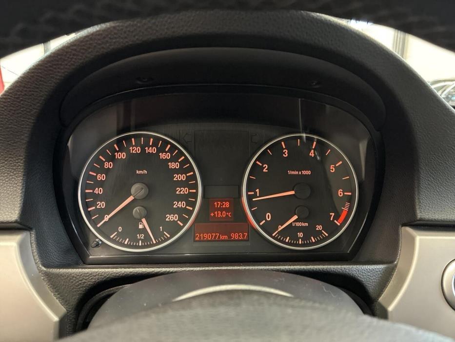 BMW 318 2007