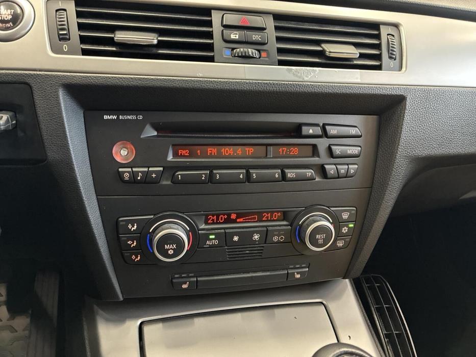 BMW 318 2007