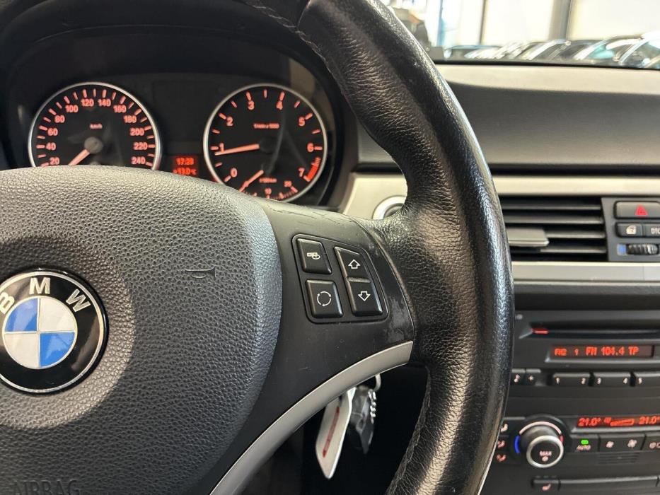 BMW 318 2007