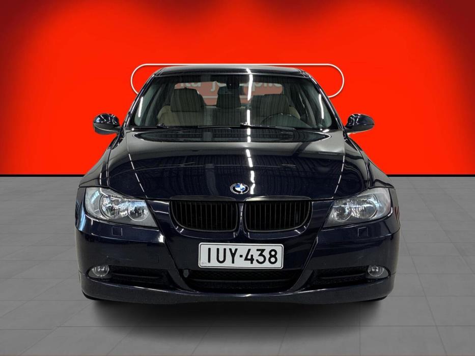 BMW 318 2007
