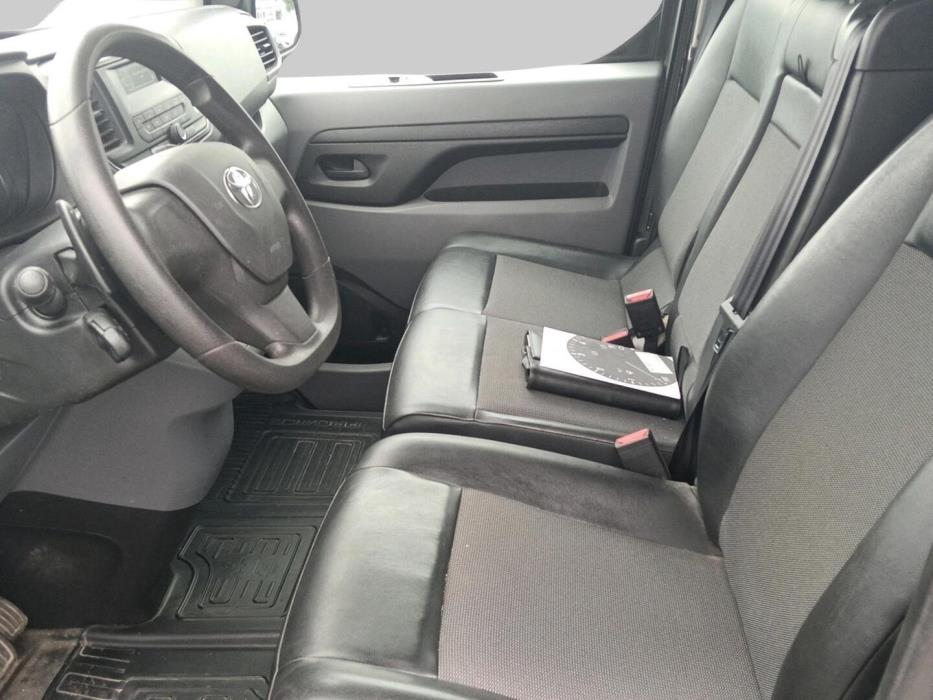TOYOTA Proace 2020