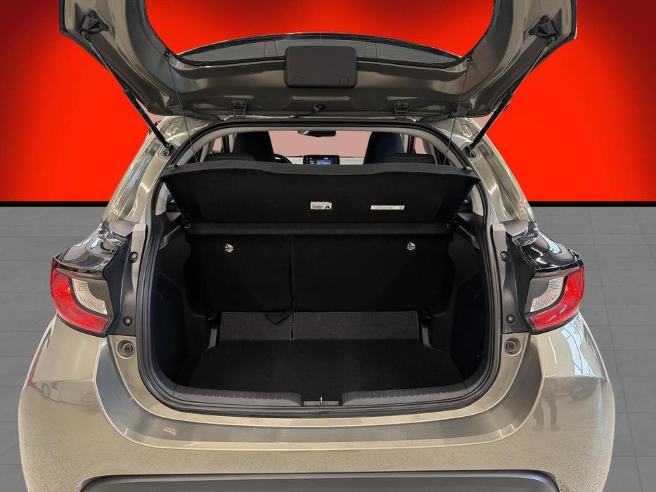 TOYOTA Yaris 2020