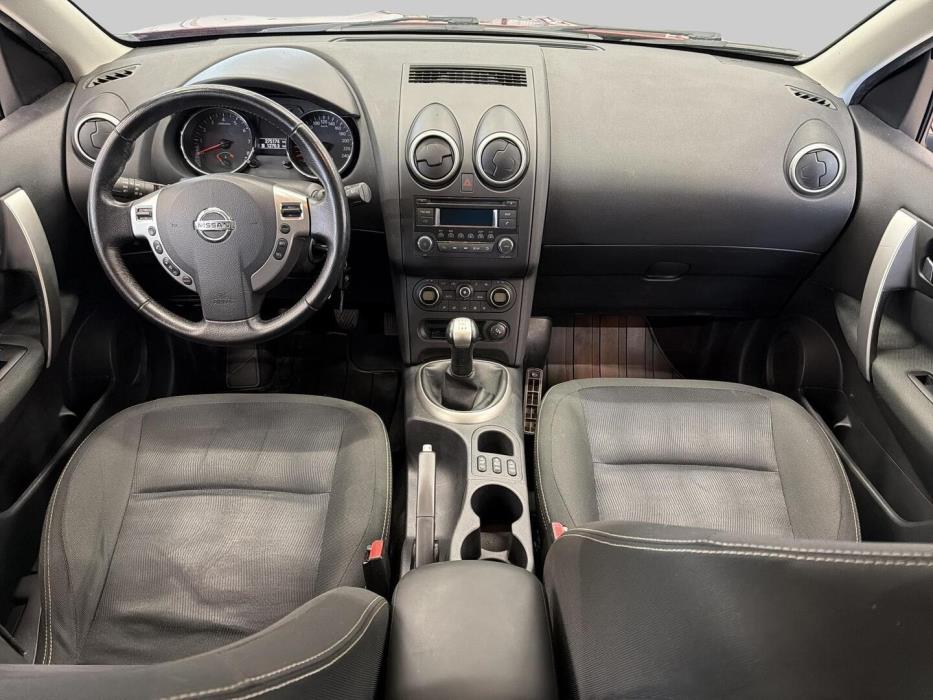 NISSAN Qashqai 2011