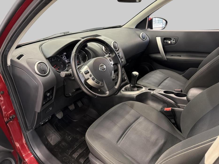 NISSAN Qashqai 2011