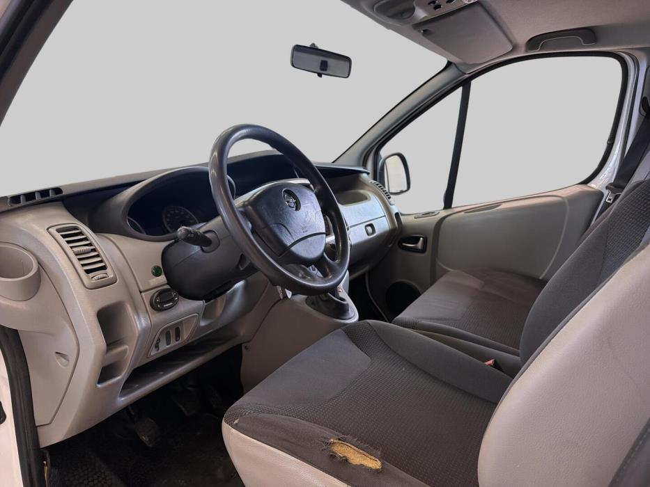 OPEL Vivaro 2011