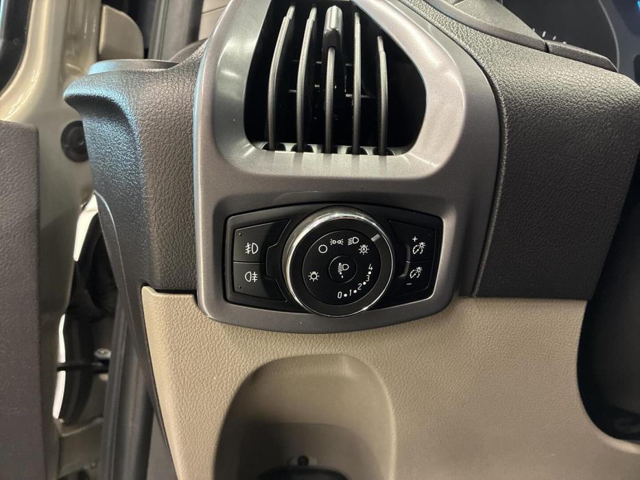 FORD Tourneo Custom 2015