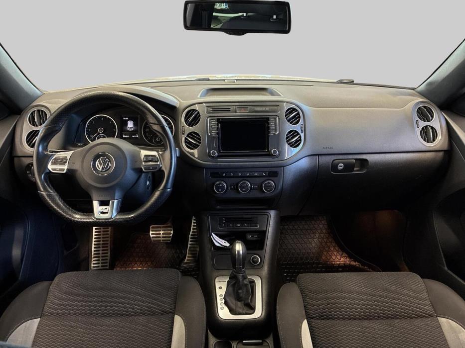 VOLKSWAGEN Tiguan 2016