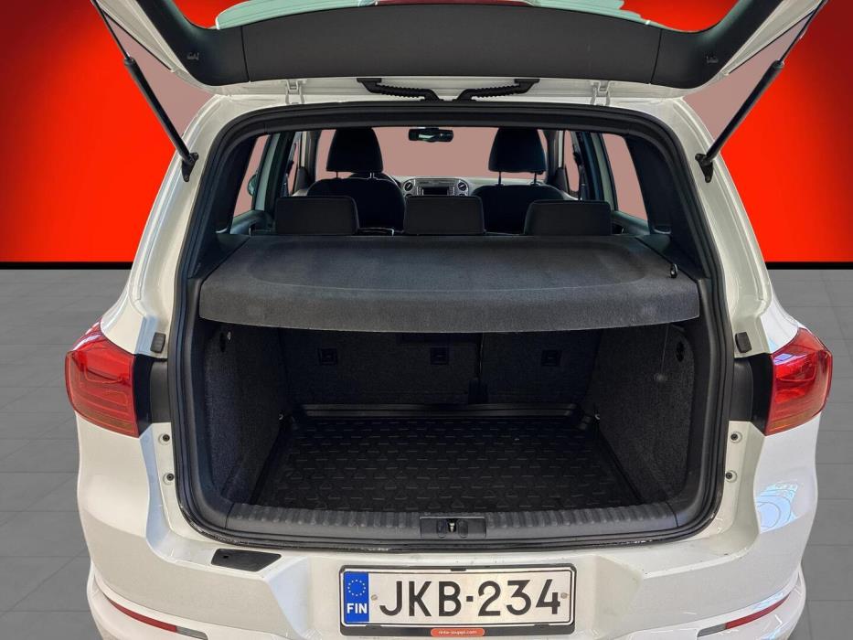 VOLKSWAGEN Tiguan 2016