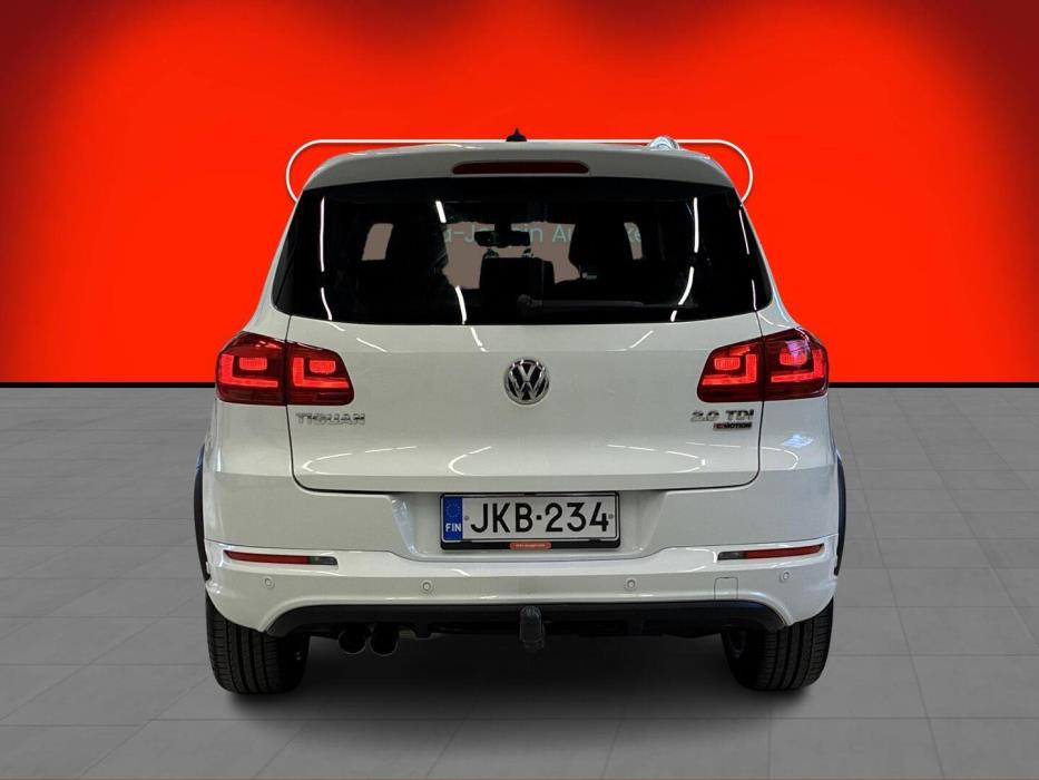 VOLKSWAGEN Tiguan 2016