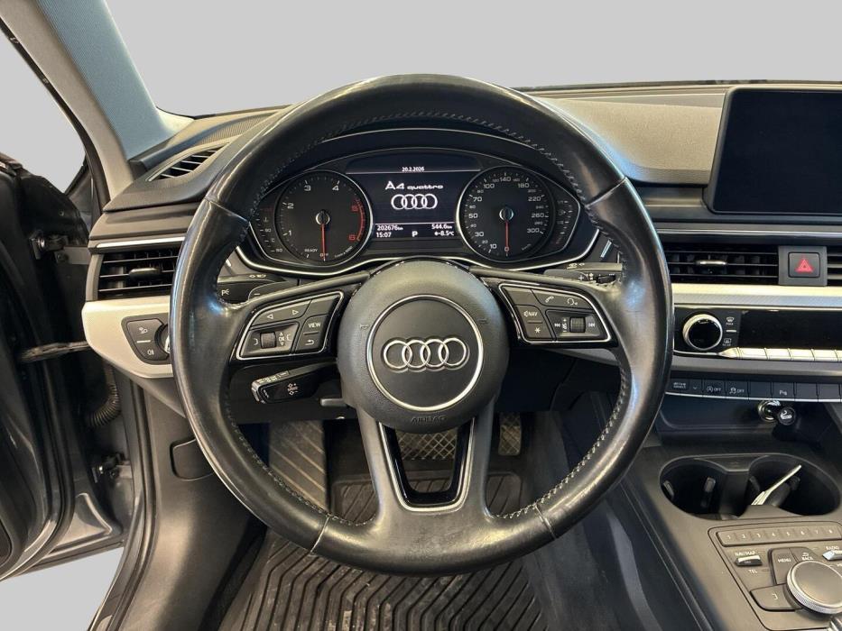 AUDI A4 2016