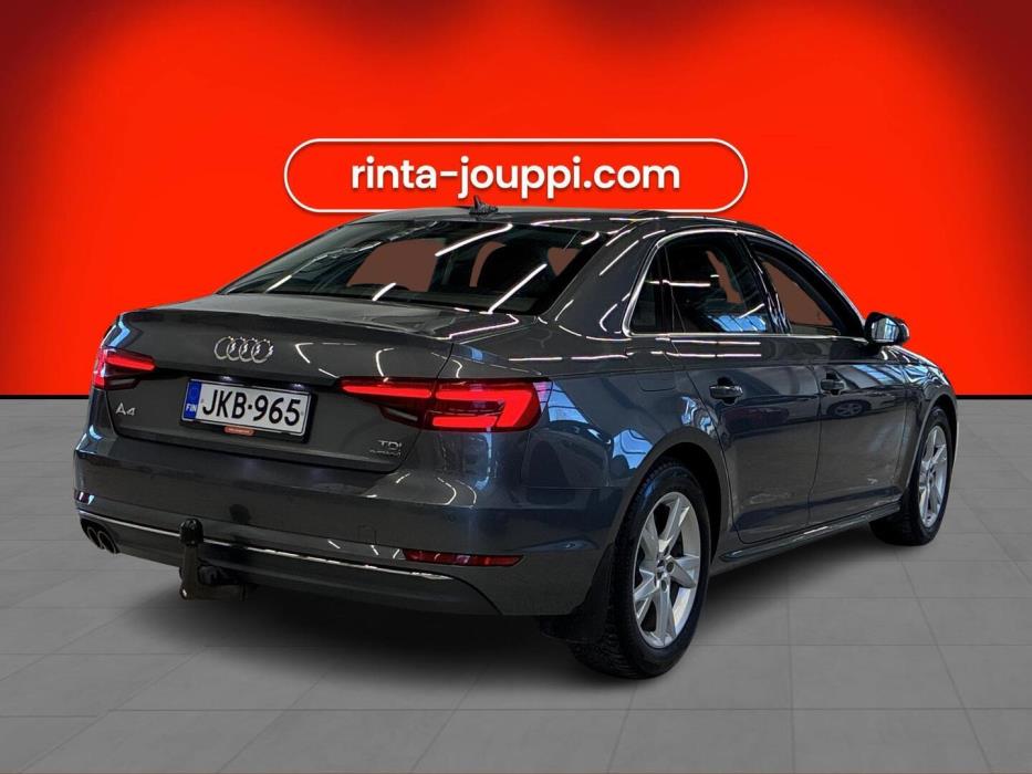 AUDI A4 2016