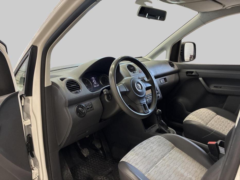 VOLKSWAGEN Caddy 2011