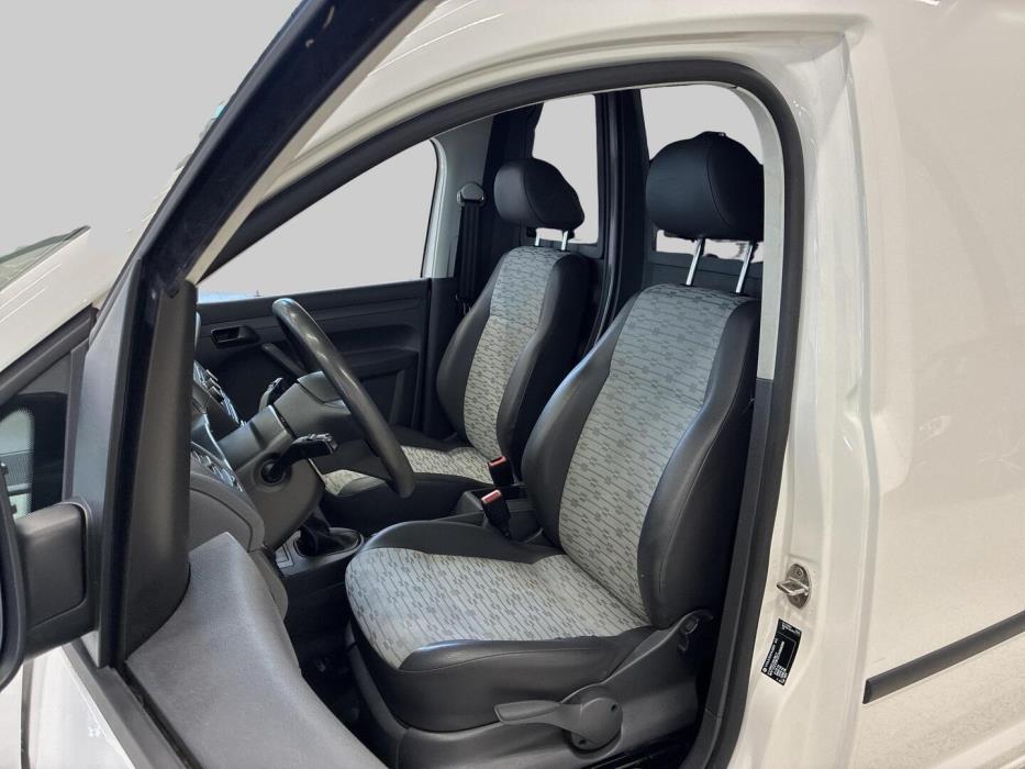 VOLKSWAGEN Caddy 2011