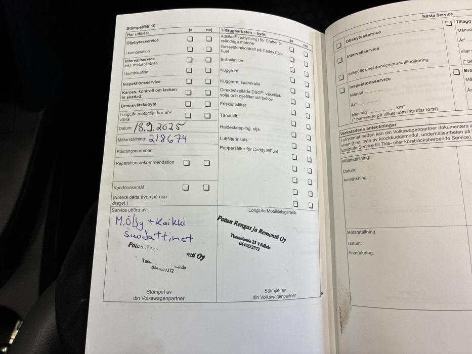 VOLKSWAGEN Caddy 2011